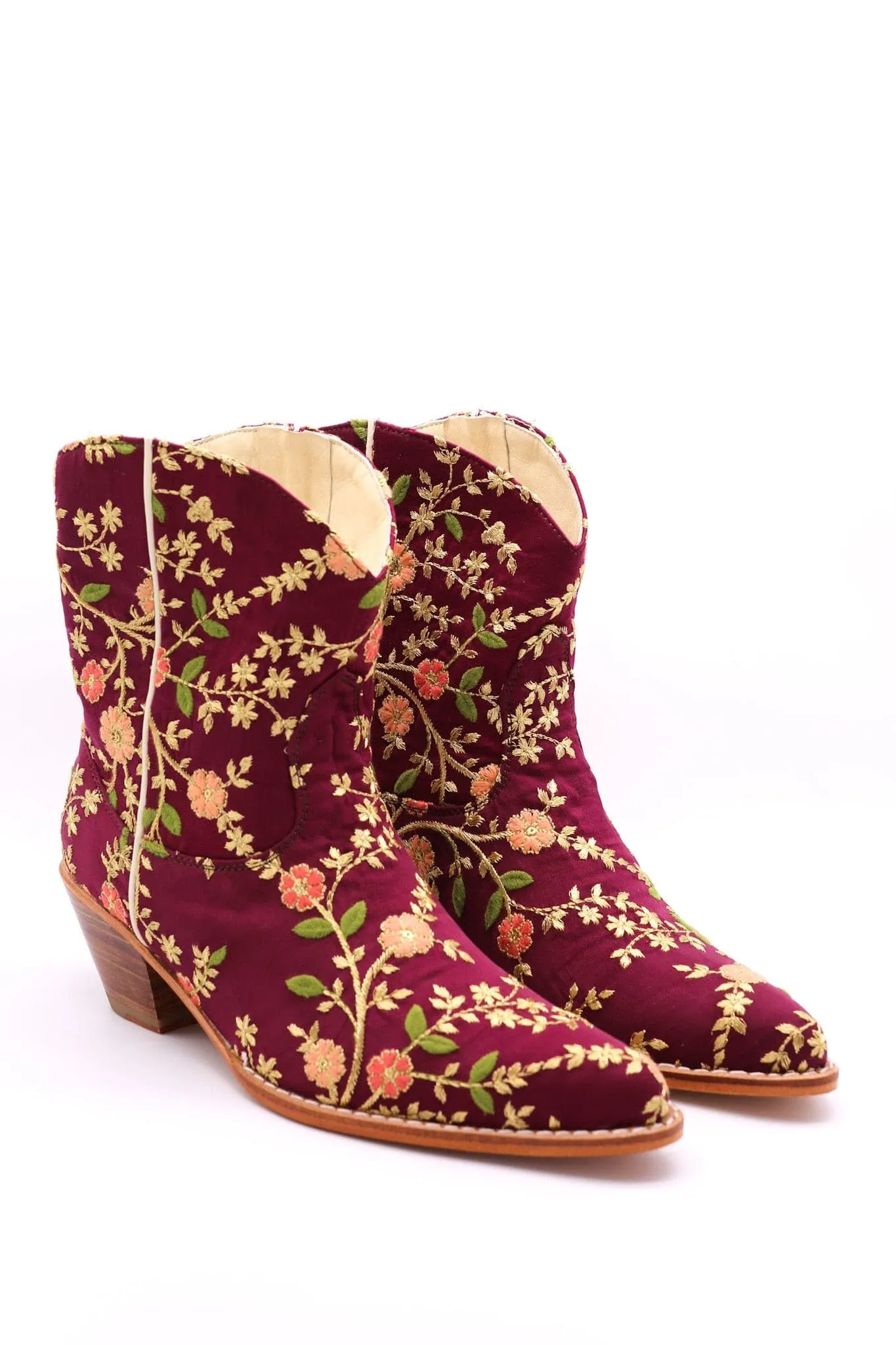 EMBROIDERED BOOTS ELOISE BURGUNDY RED