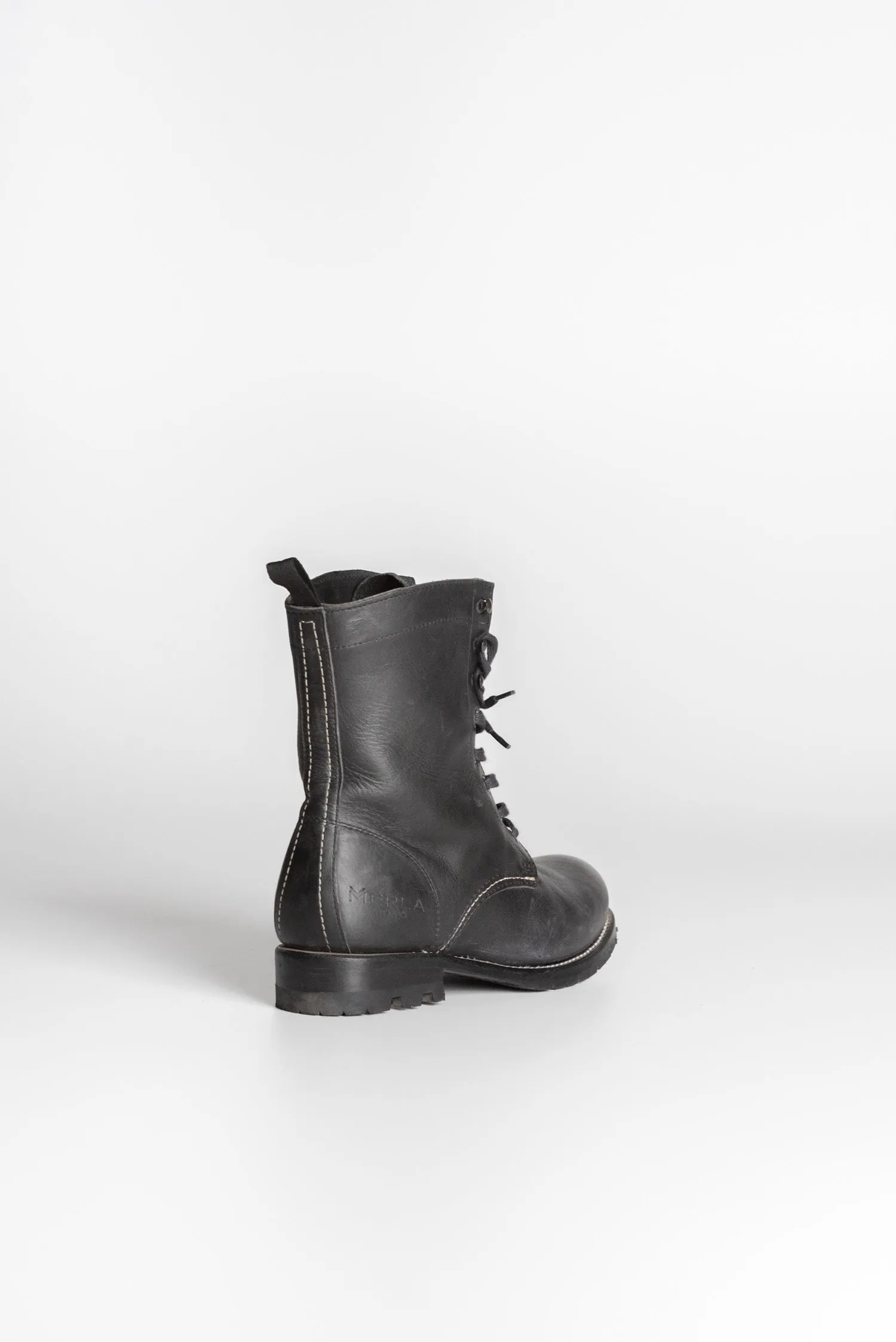 Estrada - Black Leather Boots