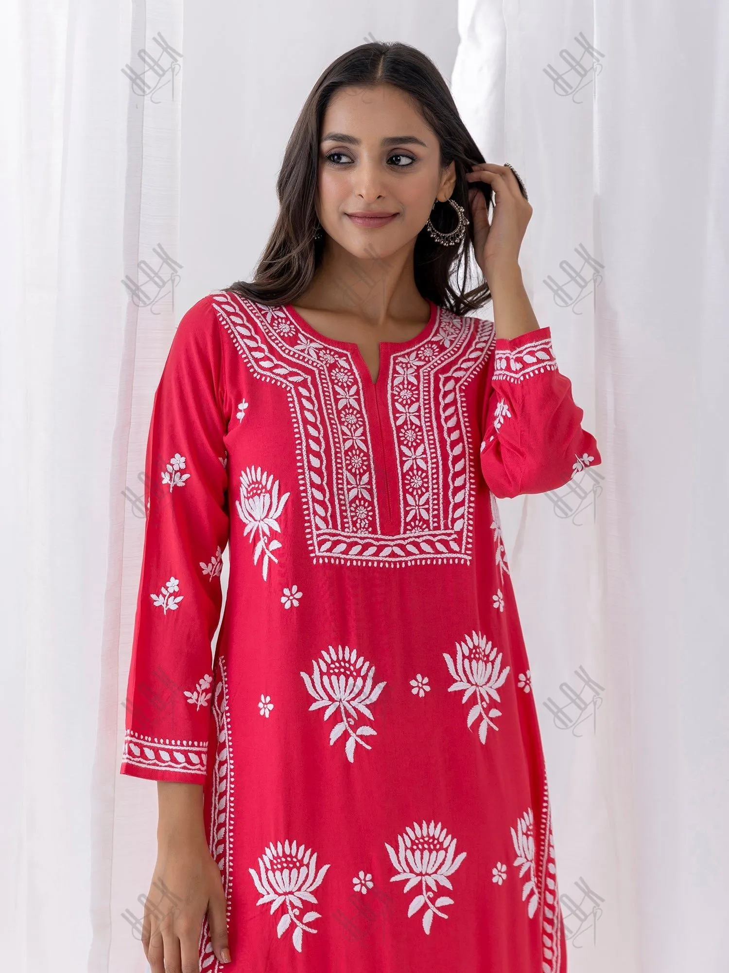 Fizaa Kurta with Chikankari Hand Embroidery red