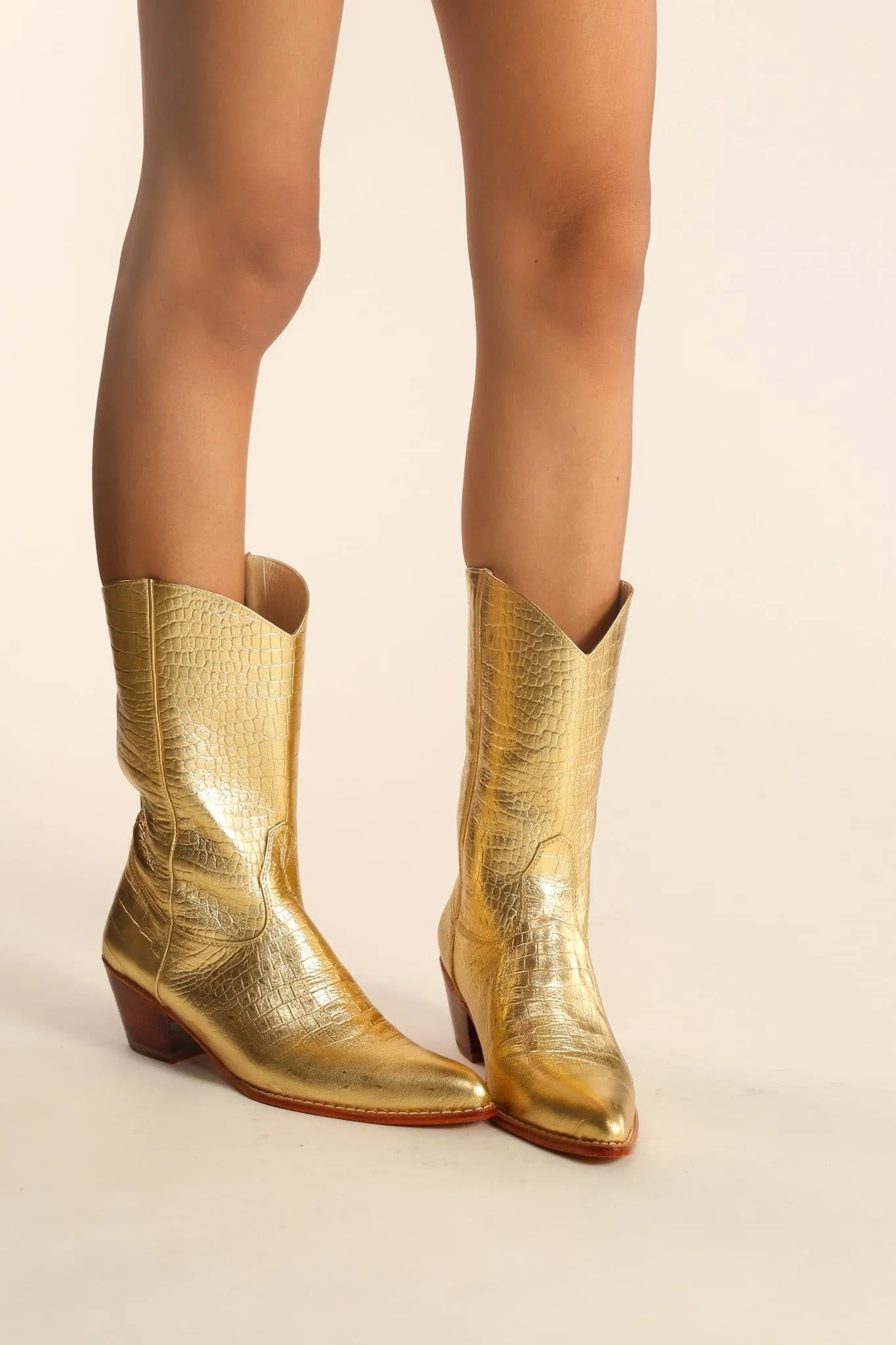 GOLDEN LEATHER WESTERN BOOTS SALA