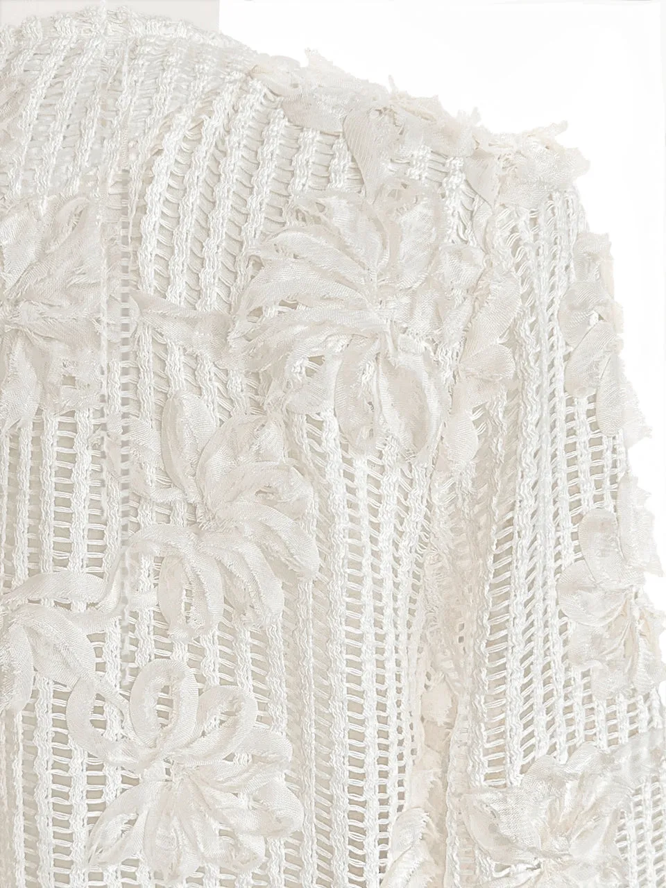 Ivory Flower Motif Knitted Square Lace Slim Fit Jacket