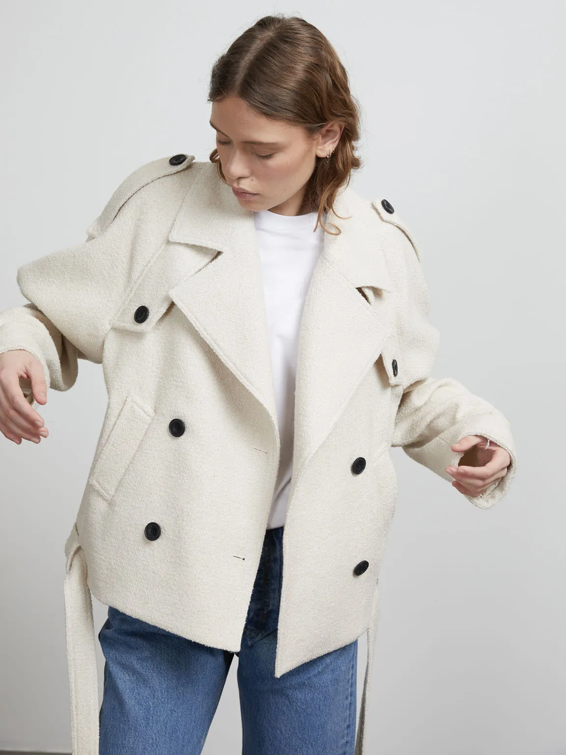 KIRA BOUCLE TRENCH JACKET - CRÈME