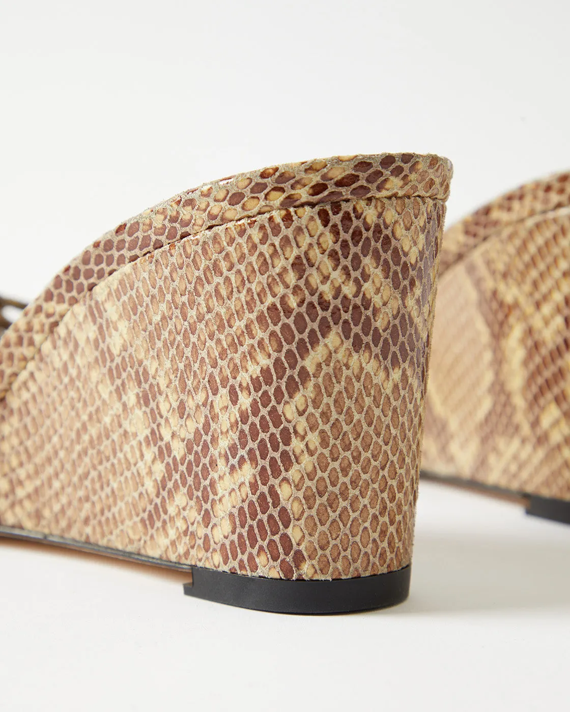 Kyle Wedges Leather Print Snake Butter