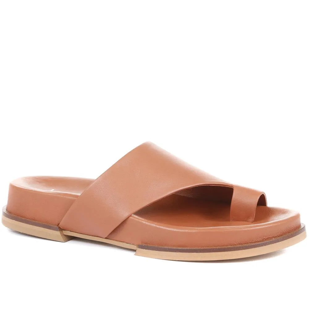 Lea Leather Toe Post Sandals - LEA / 322 057