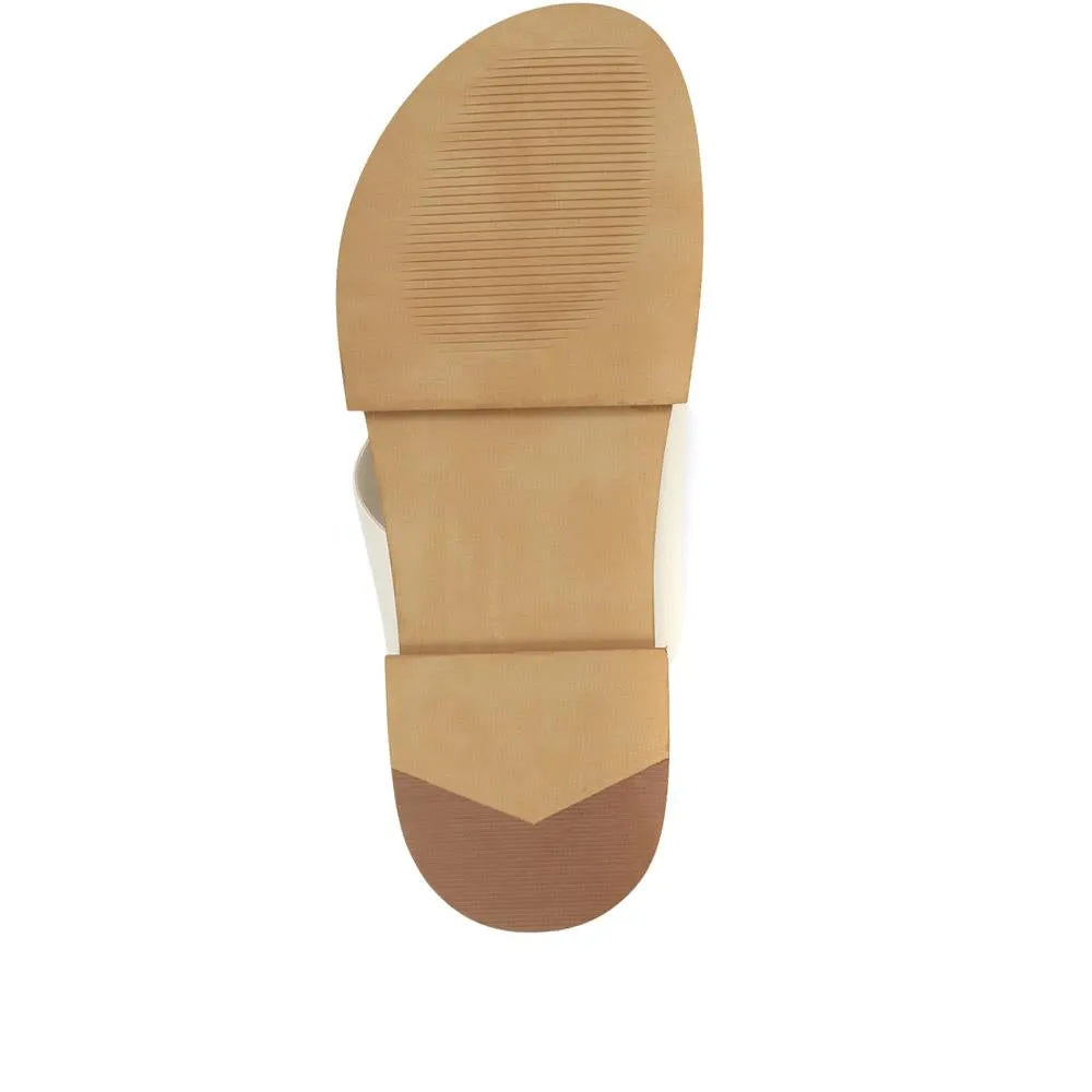 Lea Leather Toe Post Sandals - LEA / 322 057