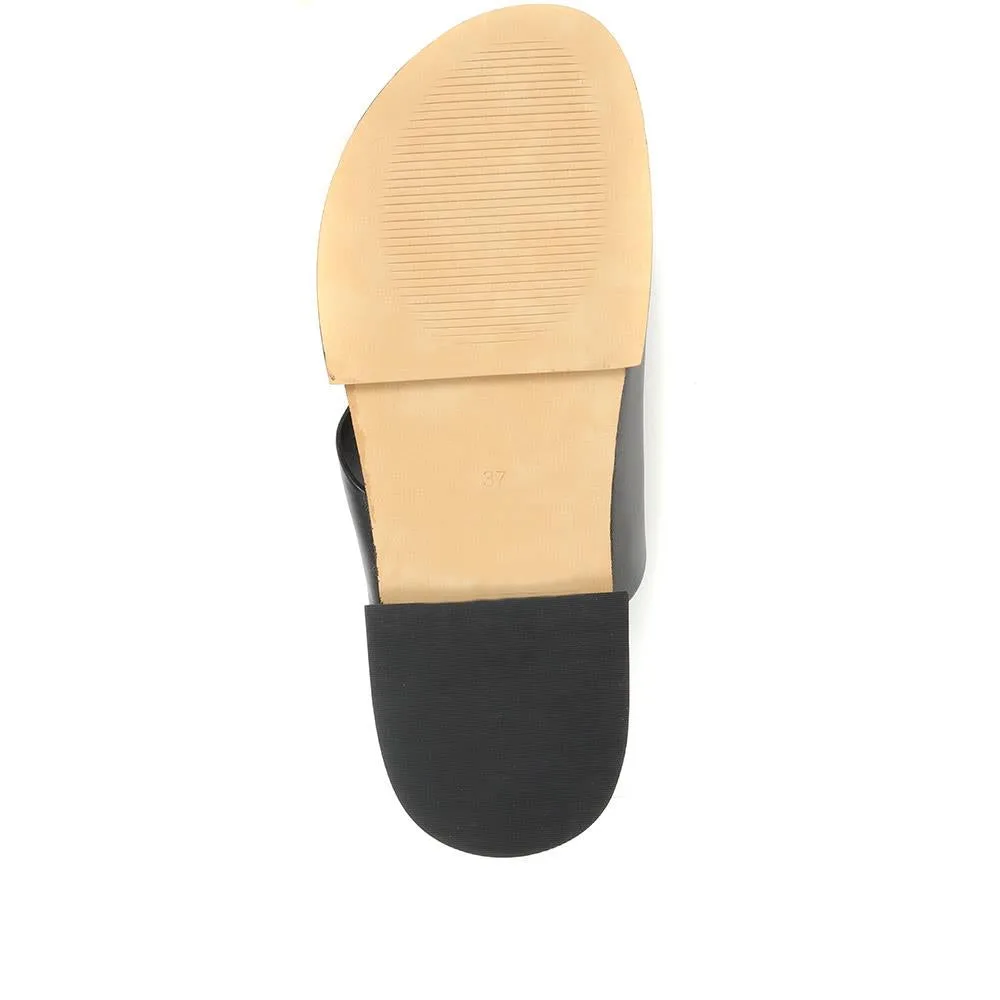 Lea Leather Toe Post Sandals - LEA / 322 057