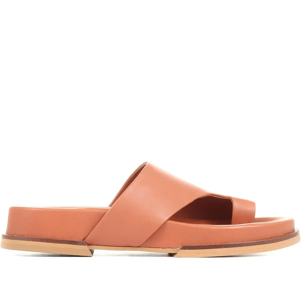 Lea Leather Toe Post Sandals - LEA / 322 057