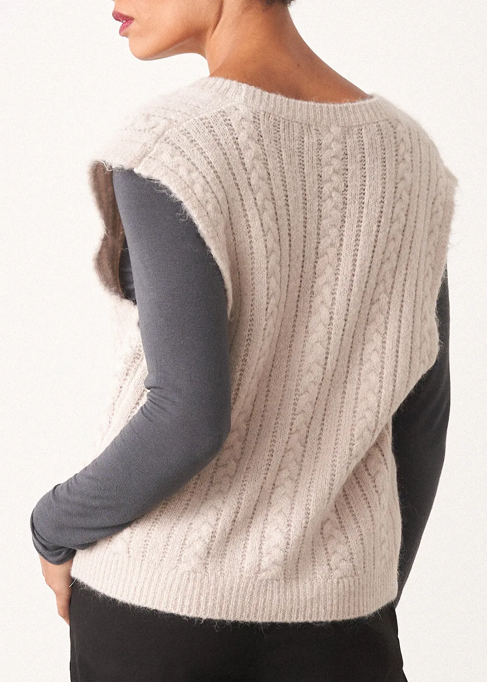 LEWIS KNITTED WAISTCOAT - OATMEAL