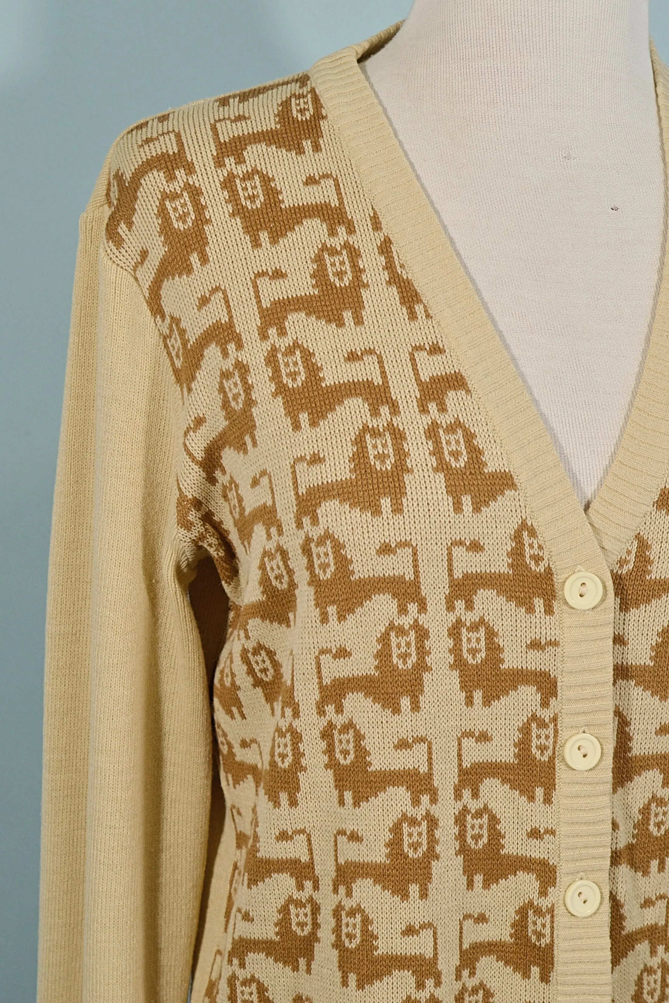 Lion V Neck Cardigan Sweater, Novelty Print