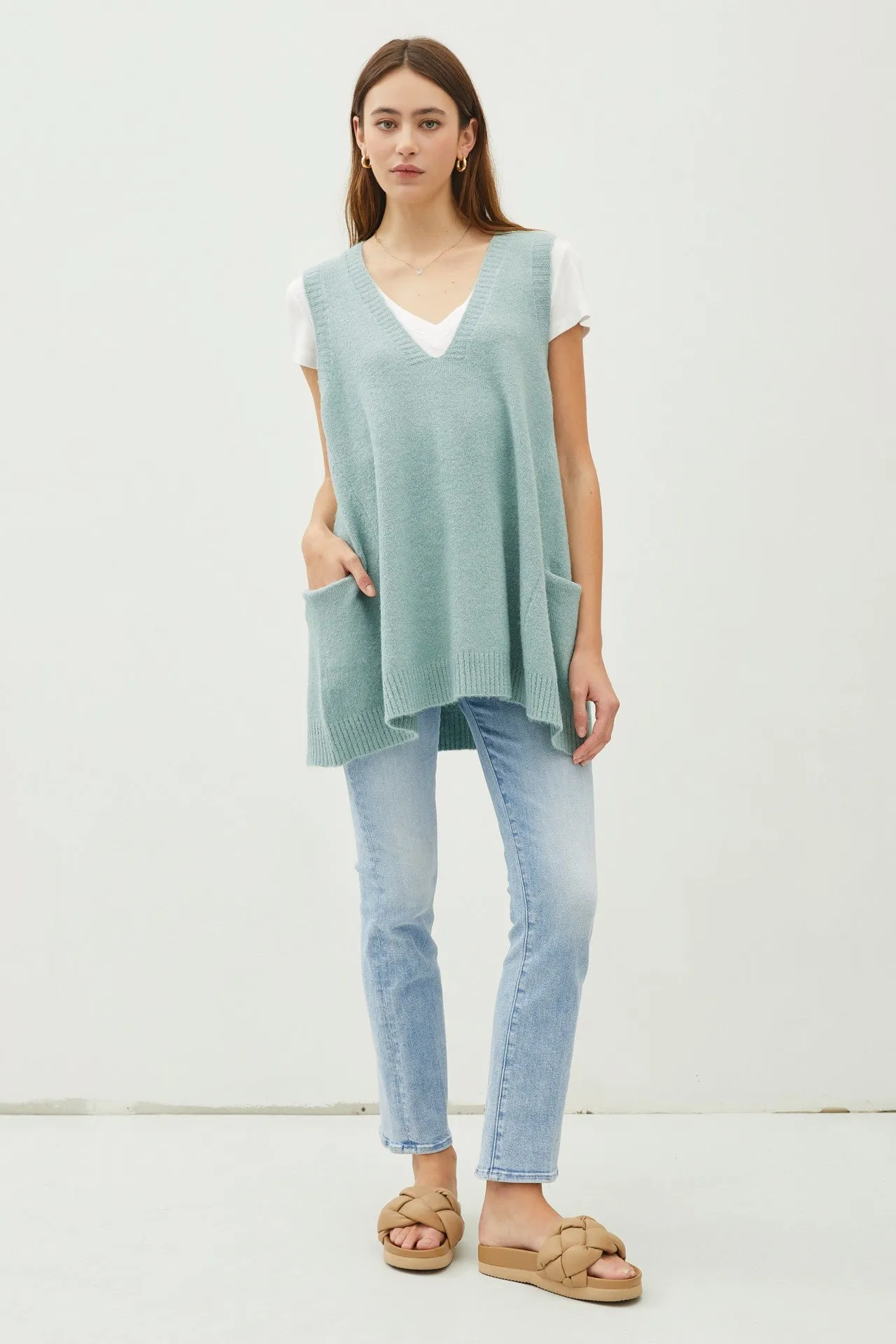 Oversized V-Neck Sweater Vest