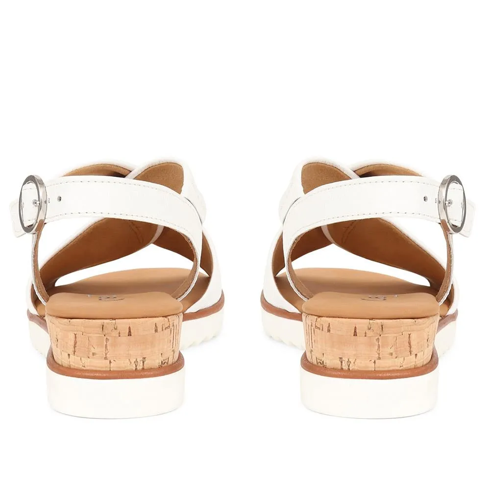 Rich Leather Twist-Front Sandals - GAB31514 / 317 898