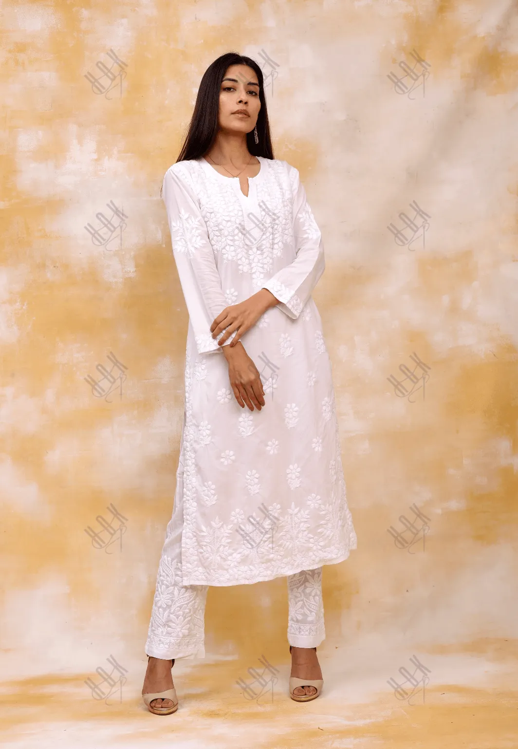 Saba chikankari Kurta in cotton White