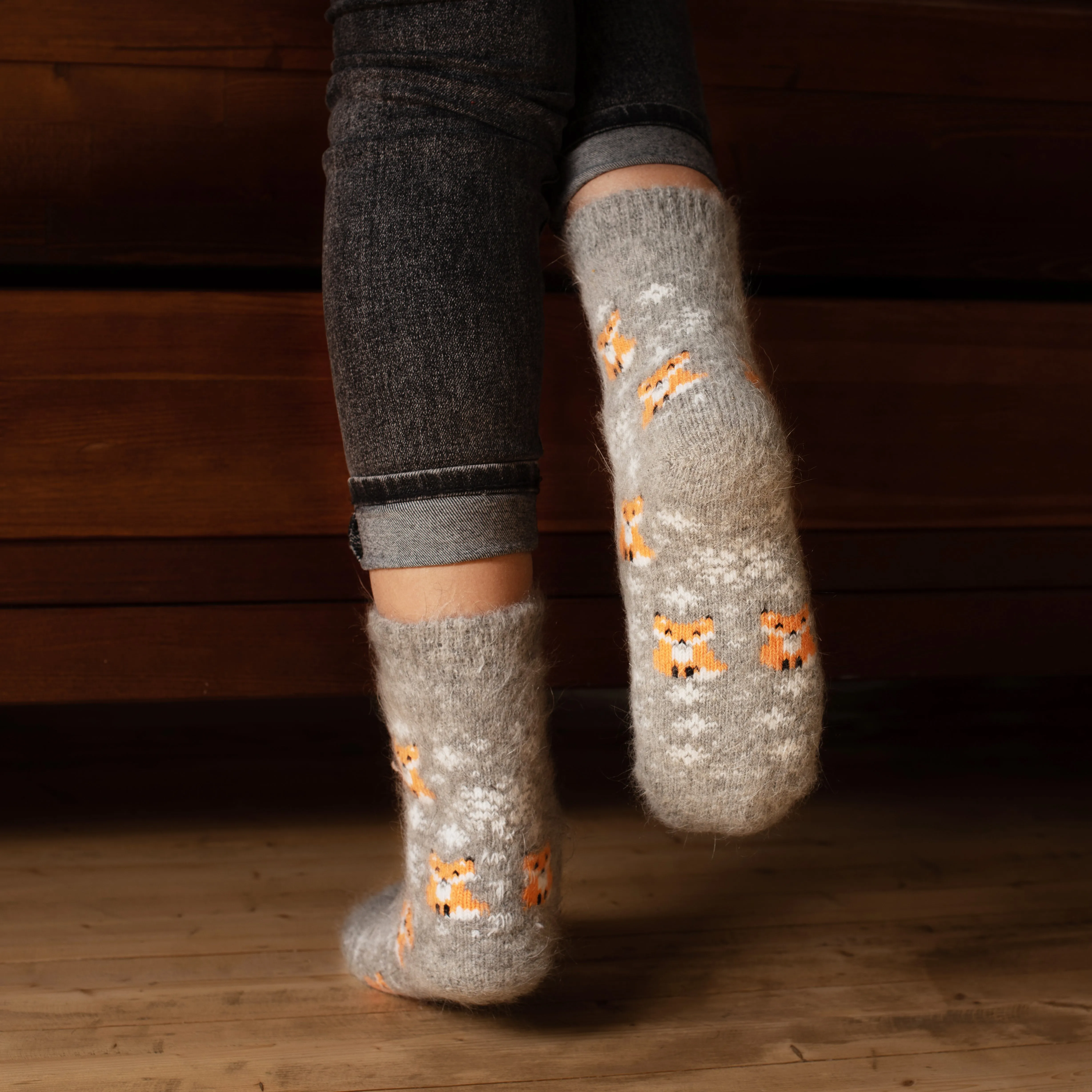 Unisex Frisky Foxes Goat Wool Thick Crew Socks